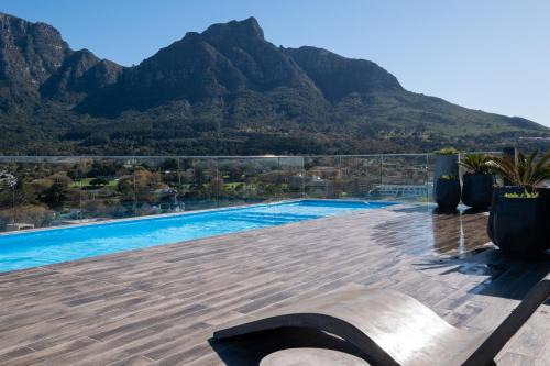 Newlands Peak Luxury Suite