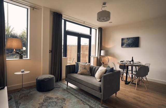 Newly Built One Bedroom Apartment with Patio