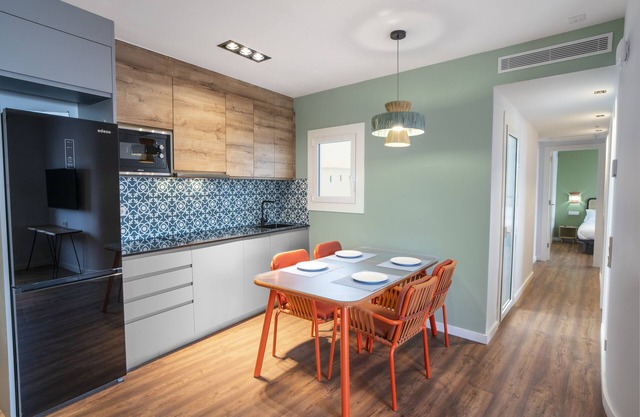 Newly renovated 3 bedroom apartments centrally located in Barcelona