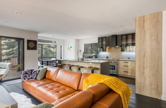 NEWLY REMODELED!Modern Mountain House. Hot tub perched above creek.TESLA charger