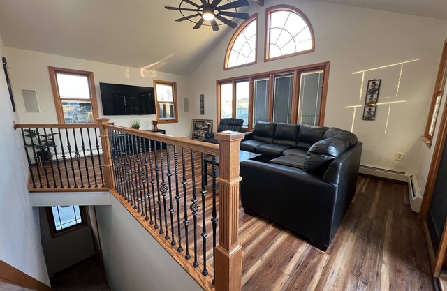 Newly Renovated 4BR 2BA Ocean Block Bay View Ship Bottom Home Central Location
