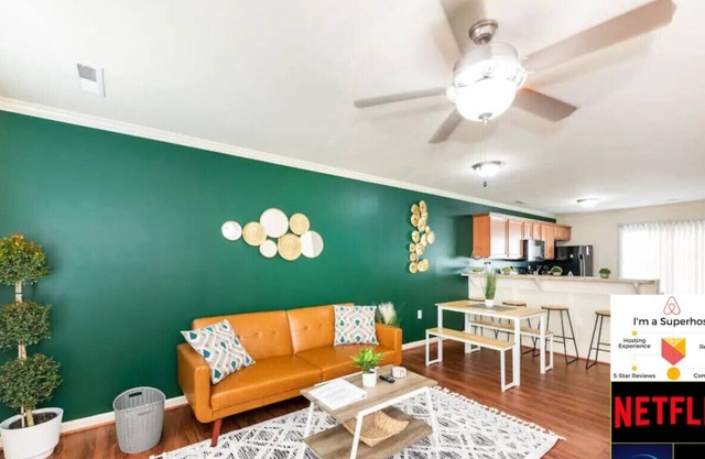 Newly Renovated-Central Jacksonville/Lejeune/Beach
