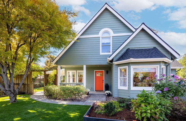 Newly renovated, centrally located home with private gate, RV parking & Hot Tub