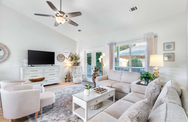 Newly renovated! Heated Pool - 2 blocks from the beach!