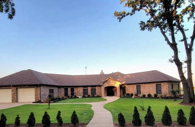 Newly Renovated Private Ranch Get-A-Way
