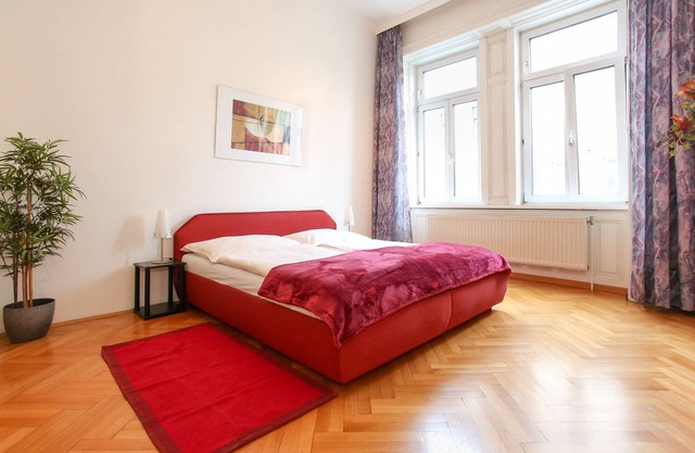 Nice 2 room apartment with luxurious bathroom for up to 4 people
