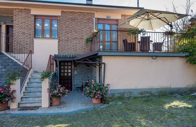 Nice apartment for 5 people with A/C, WIFI, TV, terrace and parking