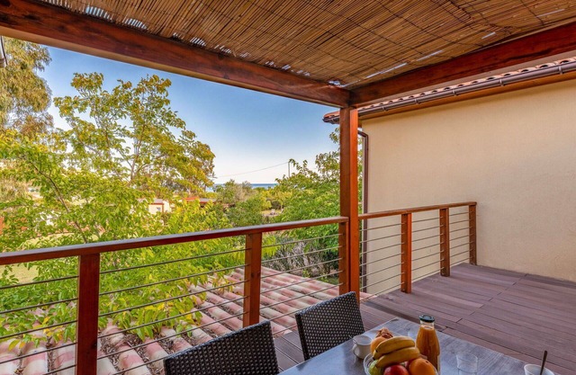 Nice apartment for 4 guests with A/C, WIFI, pool, TV, terrace and pets allowed