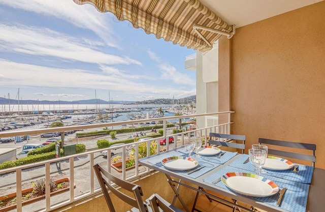 Nice apartment for 4 guests with WIFI, TV, terrace and pets allowed