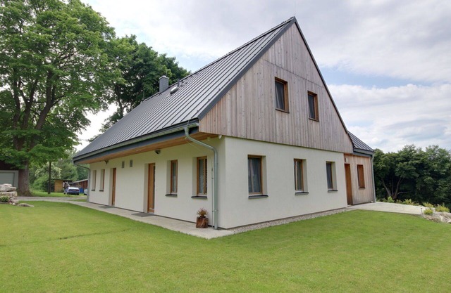 Nice apartment for 4 people with WIFI, TV, terrace and parking