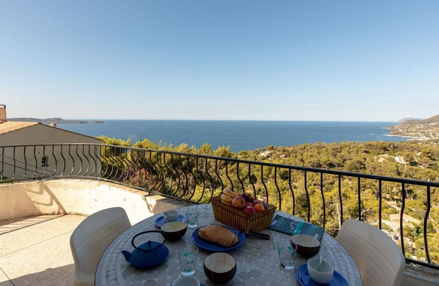 Nice apartment for 4 people with WIFI, A/C, TV and terrace