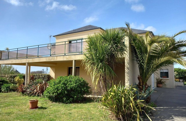Nice apartment for 2 guests with WIFI, TV, patio, pets allowed and parking