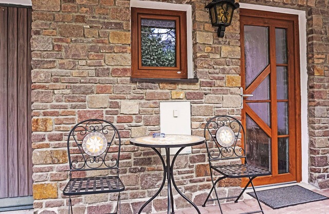 Nice apartment for 2 guests with WIFI, TV, patio and parking