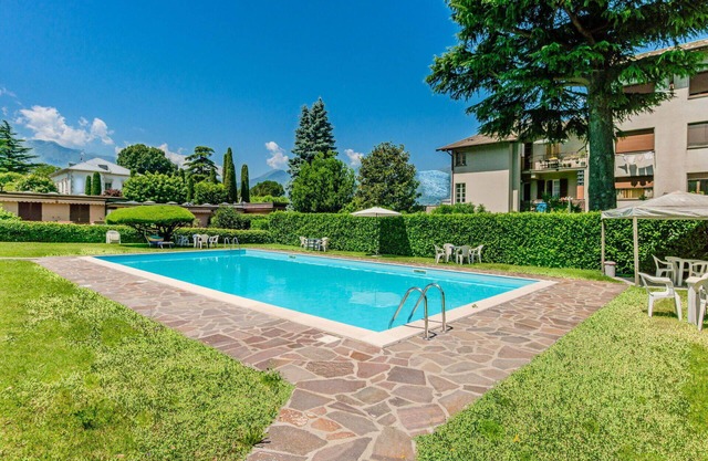 Nice apartment for 4 guests with WIFI, pool, TV, balcony and pets allowed