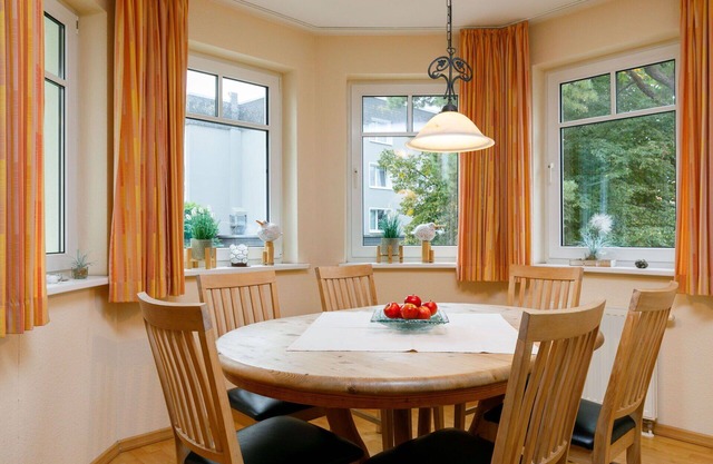 Nice apartment for 4 people with WIFI, TV, balcony and parking