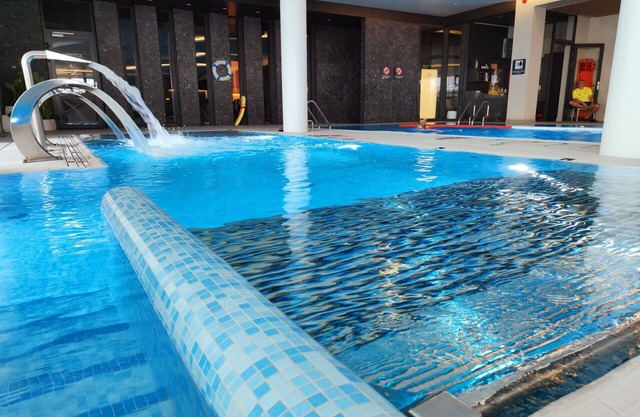 Nice apartment for 4 people with pool, WIFI, TV, balcony and pets allowed