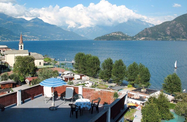 Nice apartment for 6 people with TV, terrace and parking
