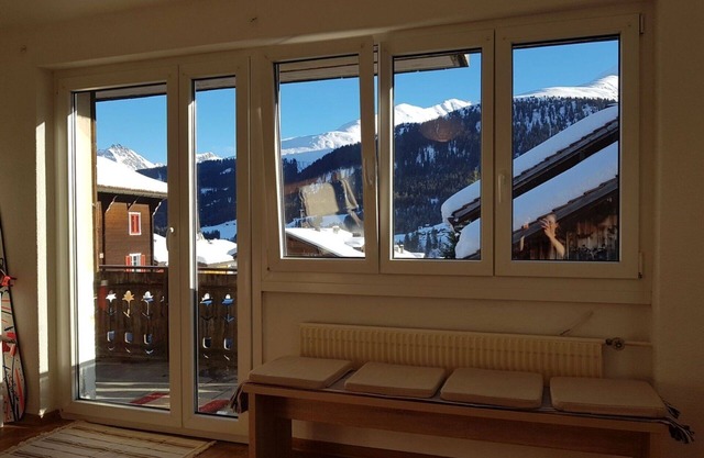 Nice apartment for 8 guests with WIFI, balcony and parking