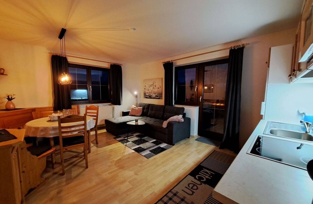 Nice apartment for 3 guests with WIFI, TV, balcony and parking