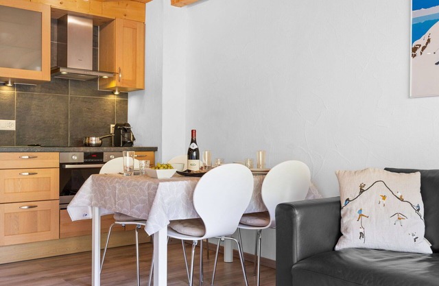 Nice apartment for 3 guests with WIFI, TV and balcony
