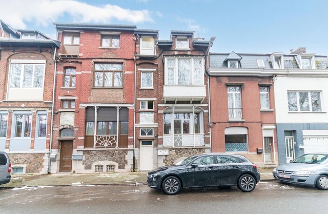 Nice apartment in Liège with parking
