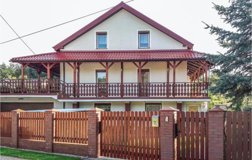 Nice Apartment In Ostróda With Kitchen