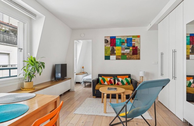 Nice apartment in the heart of Paris by Weekome