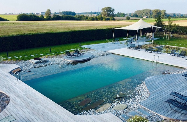 Nice cottage in a castle-farm in Ohey with swimming pond