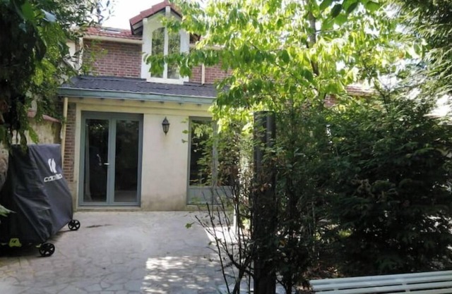 Nice, friendly house near Paris