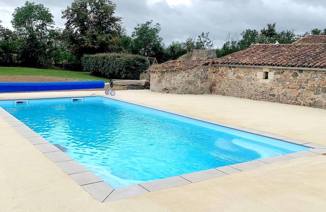 Nice home in ARGENTON L'EGLISE