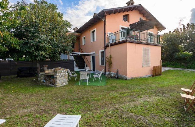 Nice home in Montorio al Vomano