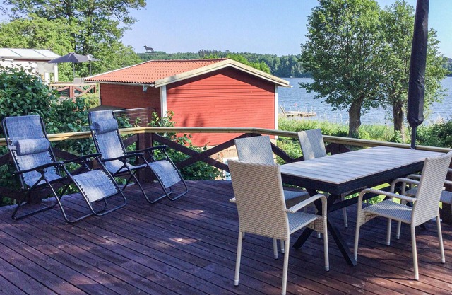 Nice home in Nykvarn with WiFi