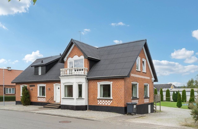 Nice home in ørum djurs with sauna