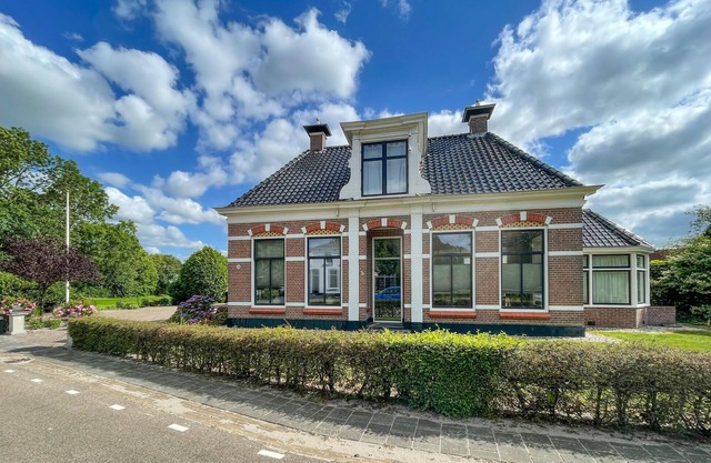 Nice home in Oudeschoot with WiFi