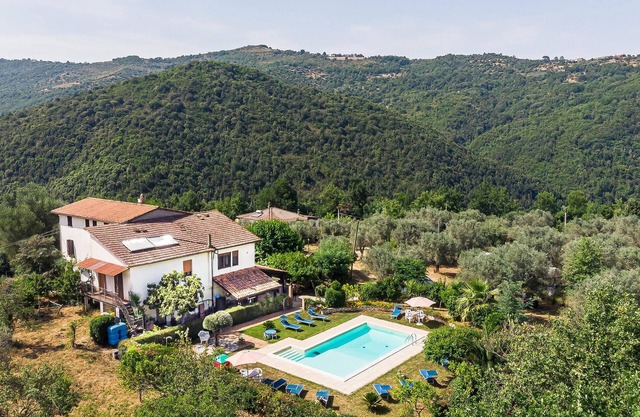 Nice home in Sessa Cilento SA