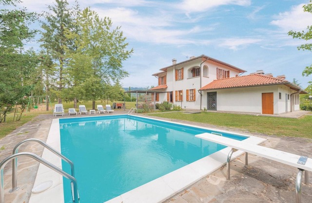 Nice home in Vicchio di Mugello FI
