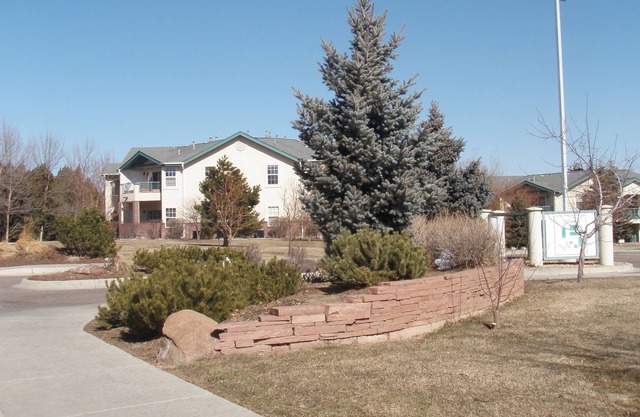 Nice, quiet ground floor apartment; Exquisite mountain views