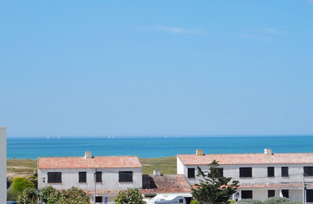 Nice rental with direct sea view