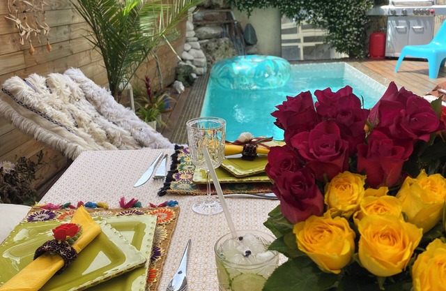 Nice town house, 4 mn from Bordeaux Rive droite Private swimming pool