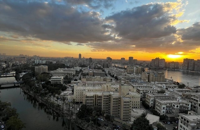 Nile view Beautiful cozy apartment in garden city