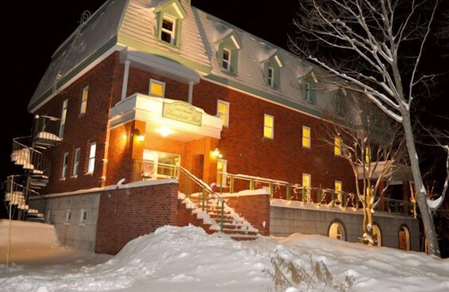 Niseko Freedom Inn