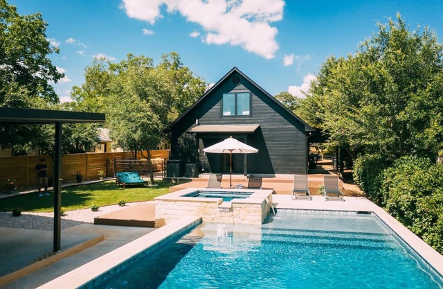 Njem Haus: Inspirational and Fun, with Pool