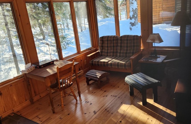 nKawagama Shoreline - Log home in a quiet bay on Kawagama Lake