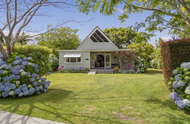 No. 11 - Hahei Holiday Home