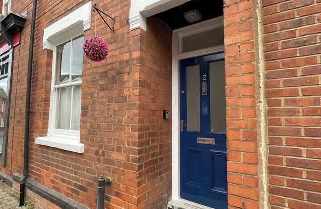 No. 2 High Street, Newent – characterful Victorian house