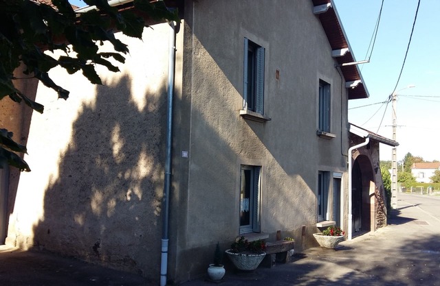 Non furnished terraced "In the Village"