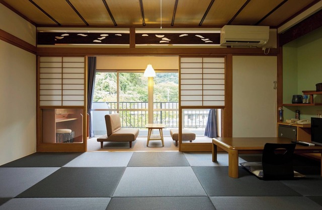 Nonsmoking Japanesestyle room with 10 tatami mats 3rd floor Standard 2 meals included/Kirishima Kagoshima