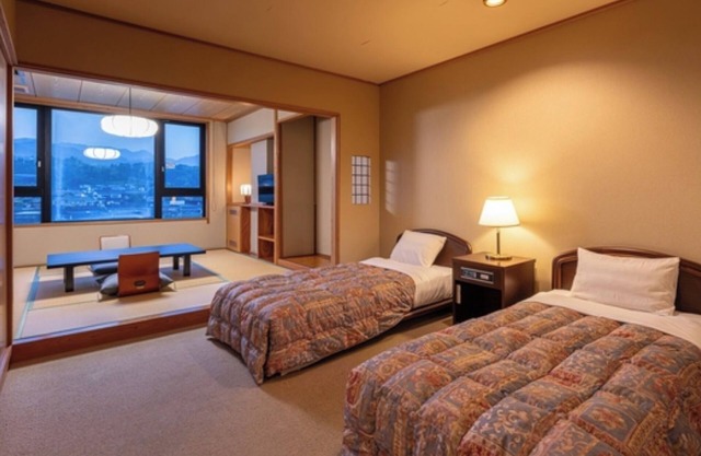 Nonsmoking JapaneseWestern style room with riv/Hita Ōita