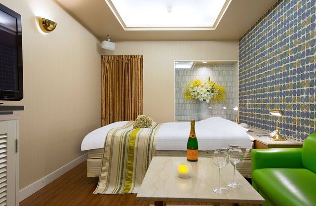 Nonsmoking Standard Room with bath and toilet/Nishinomiya Hyōgo