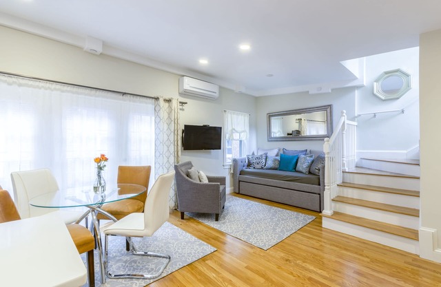 North End, Luxury Condo in the nicest part of Boston. (9 months to 12 months)